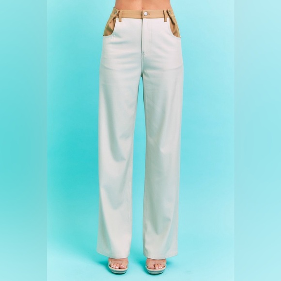 Woven Contrast Pants - Picture 4 of 8